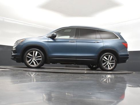 Used 2018 Honda Pilot Touring image 42