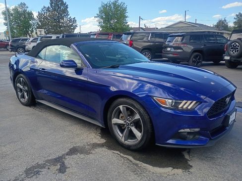 Used 2015 Ford Mustang Convertible w/ Equipment Group 051A RWD image 4