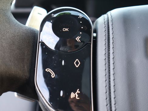 Used 2021 Land Rover Range Rover Sport HST image 26