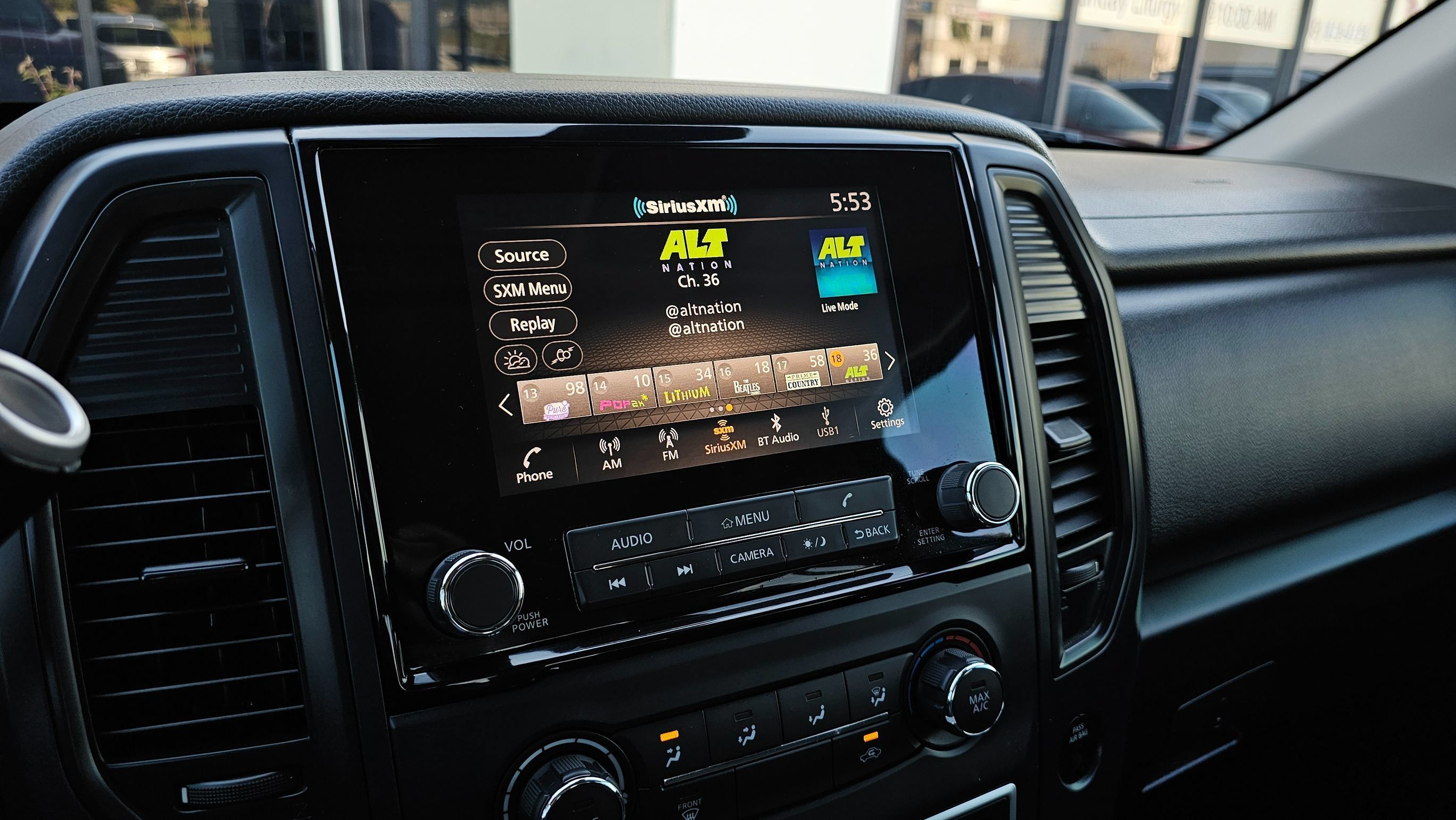 Used 2023 Nissan Titan S w/ S Utility Package RWD image 32
