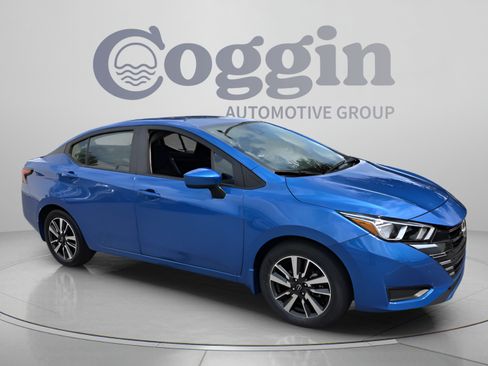 Used 2024 Nissan Versa SV w/ Trunk Package FWD image 7