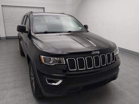 Used 2018 Jeep Grand Cherokee Laredo RWD image 14
