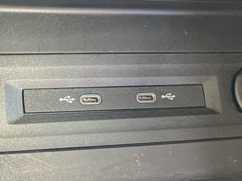 Certified 2022 Volkswagen Atlas SE image 11