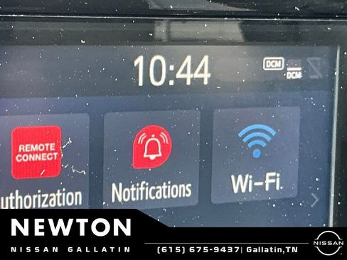 Used 2021 Toyota Highlander XLE FWD image 12
