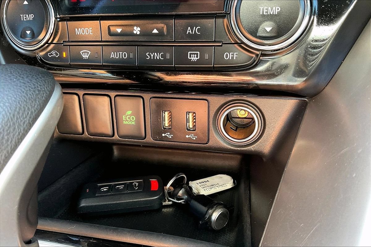 Used 2025 Mitsubishi Eclipse Cross SE AWD/4WD image 15