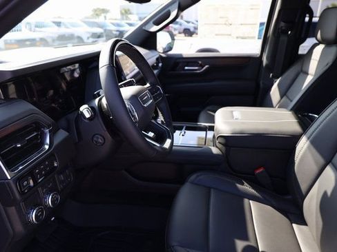 New 2026 GMC Yukon XL Denali w/ Denali Reserve Package image 10