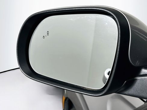Used 2023 Kia Soul LX w/ LX Technology Package FWD image 16