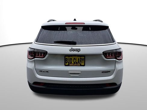 Used 2023 Jeep Compass Latitude image 5