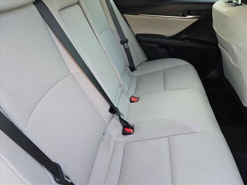 Used 2026 Toyota Camry XLE FWD image 21