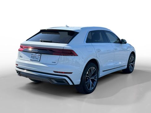 Used 2023 Audi Q8 Premium Plus w/ Premium Plus Package AWD/4WD image 5