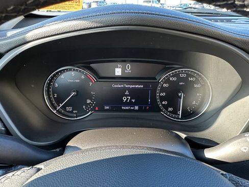 Used 2019 Cadillac XT4 Premium Luxury w/ Enhanced Visibility Package image 26