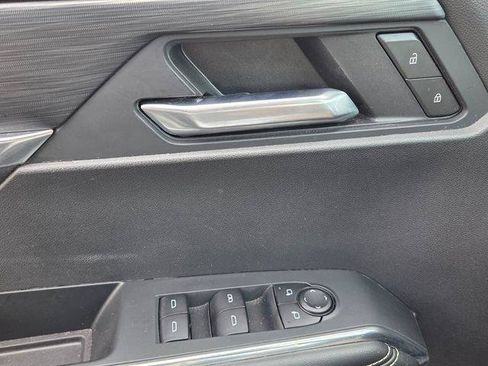 Certified 2025 GMC Acadia Elevation FWD image 24