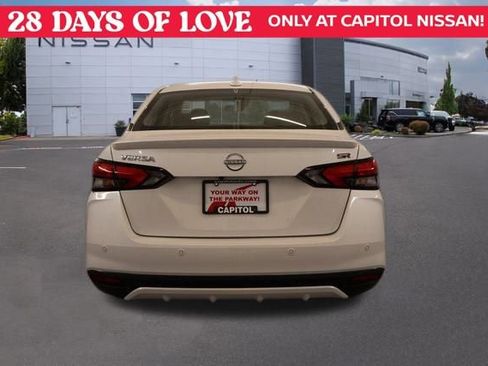 New 2025 Nissan Versa SR w/ Trunk Package image 4