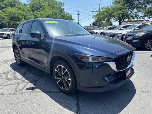 Used 2023 MAZDA CX-5 AWD 2.5 S w/ Premium Plus Pkg image 3