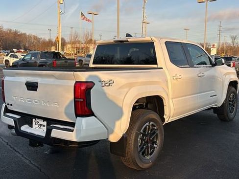 New 2026 Toyota Tacoma TRD Sport image 32