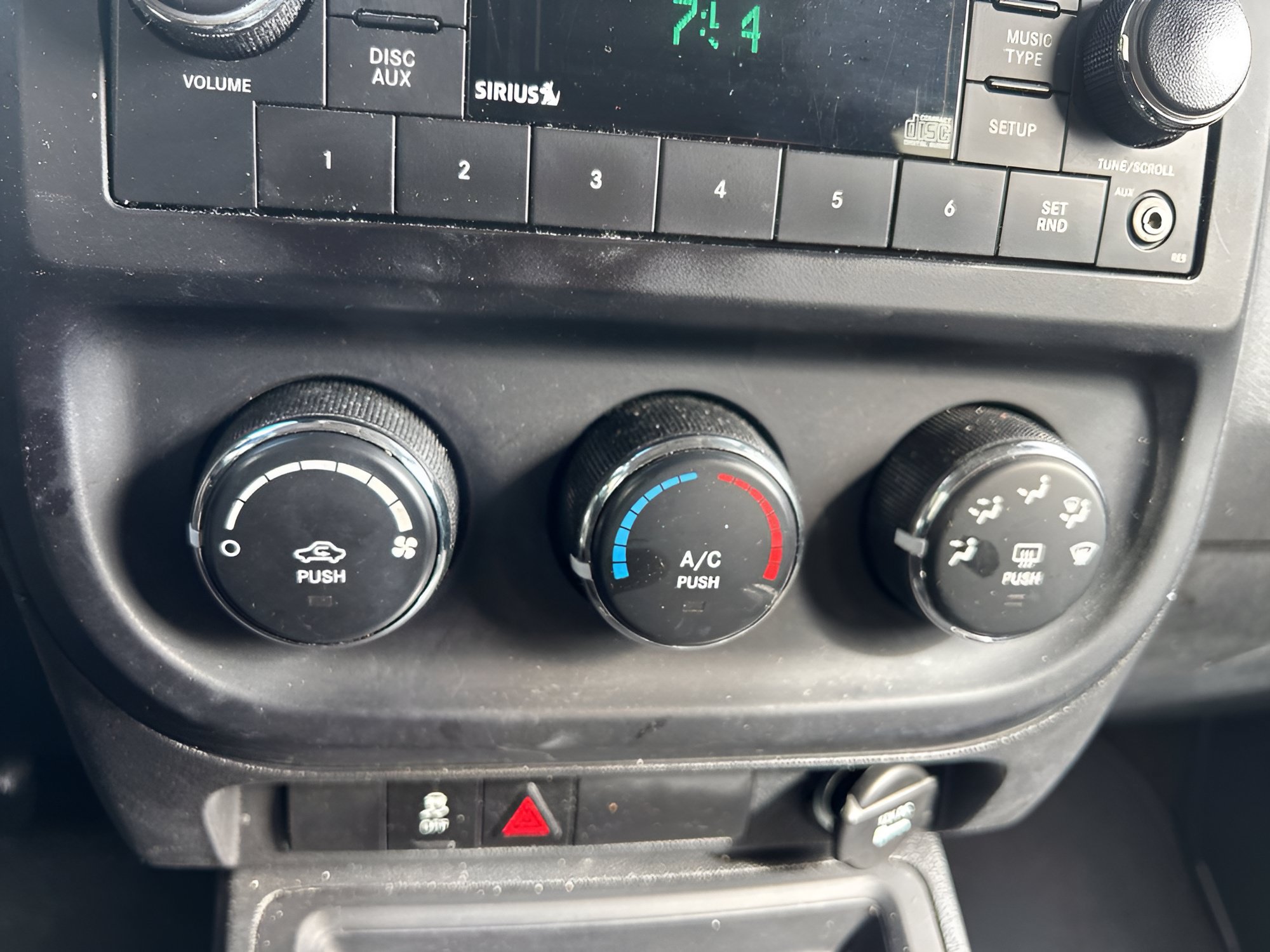 Used 2015 Jeep Patriot Sport w/ Power Value Group FWD image 25