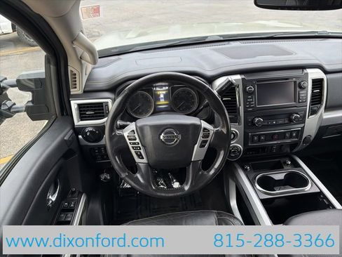 Used 2018 Nissan Titan PRO-4X image 21