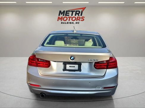 Used 2014 BMW 320i Sedan image 7