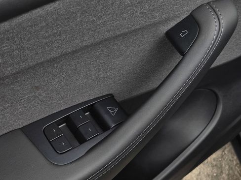 Used 2026 Tesla Model Y AWD image 12