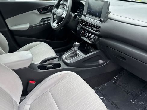 Used 2022 Hyundai Kona SEL image 16