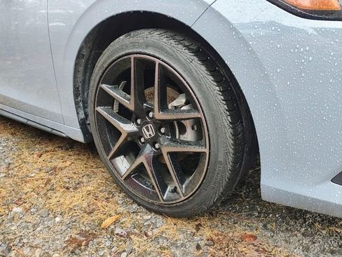 Certified 2024 Honda Civic Sport Touring image 4