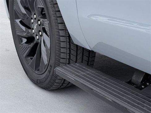 New 2025 Lincoln Navigator Reserve w/ Jet Appearance Package image 35