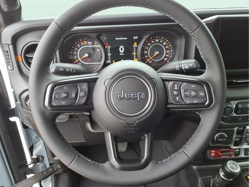 New 2026 Jeep Gladiator Mojave image 15