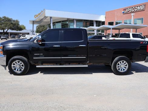 Used 2019 Chevrolet Silverado 3500 LTZ w/ Duramax Plus Package AWD/4WD image 2