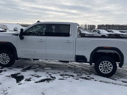 Used 2024 GMC Sierra 2500 SLE w/ SLE Convenience Package
