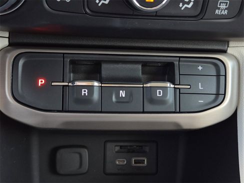 Certified 2023 GMC Acadia Denali w/ Denali Technology Package image 23