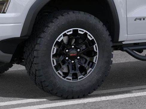 New 2026 GMC Canyon AT4 w/ Technology Plus Package image 9