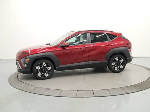 Used 2025 Hyundai Kona SEL FWD image 5