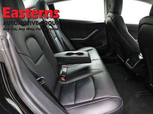 Used 2019 Tesla Model 3 Standard Range Plus image 20