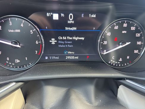 Used 2022 Buick Envision Essence w/ Technology Package I image 14