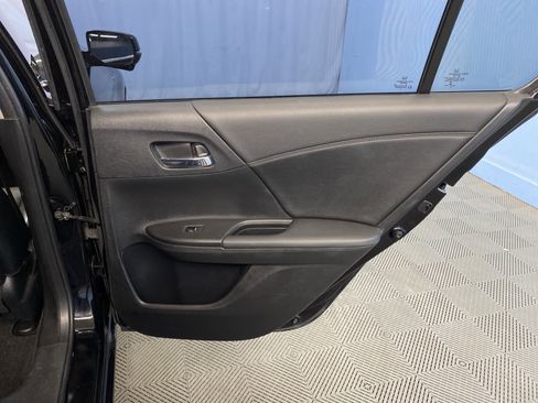 Used 2014 Honda Accord EX-L image 41