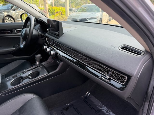 Used 2024 Honda Civic EX-L image 18