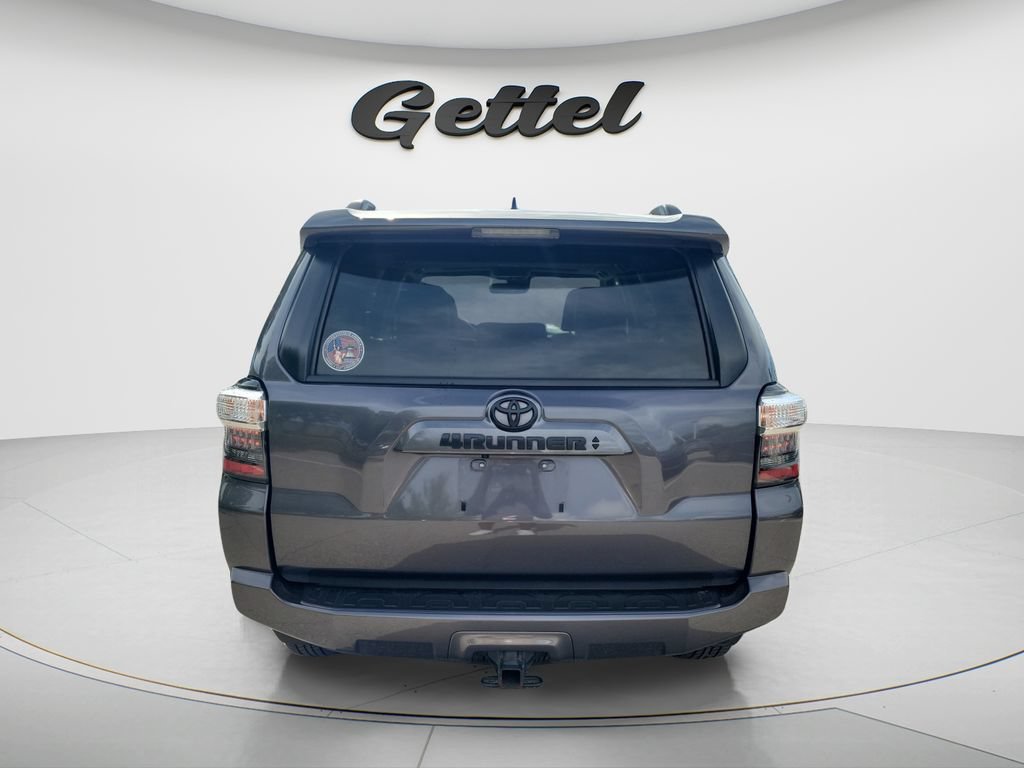 Used 2021 Toyota 4Runner SR5 Premium w/ Moonroof Package AWD/4WD image 6