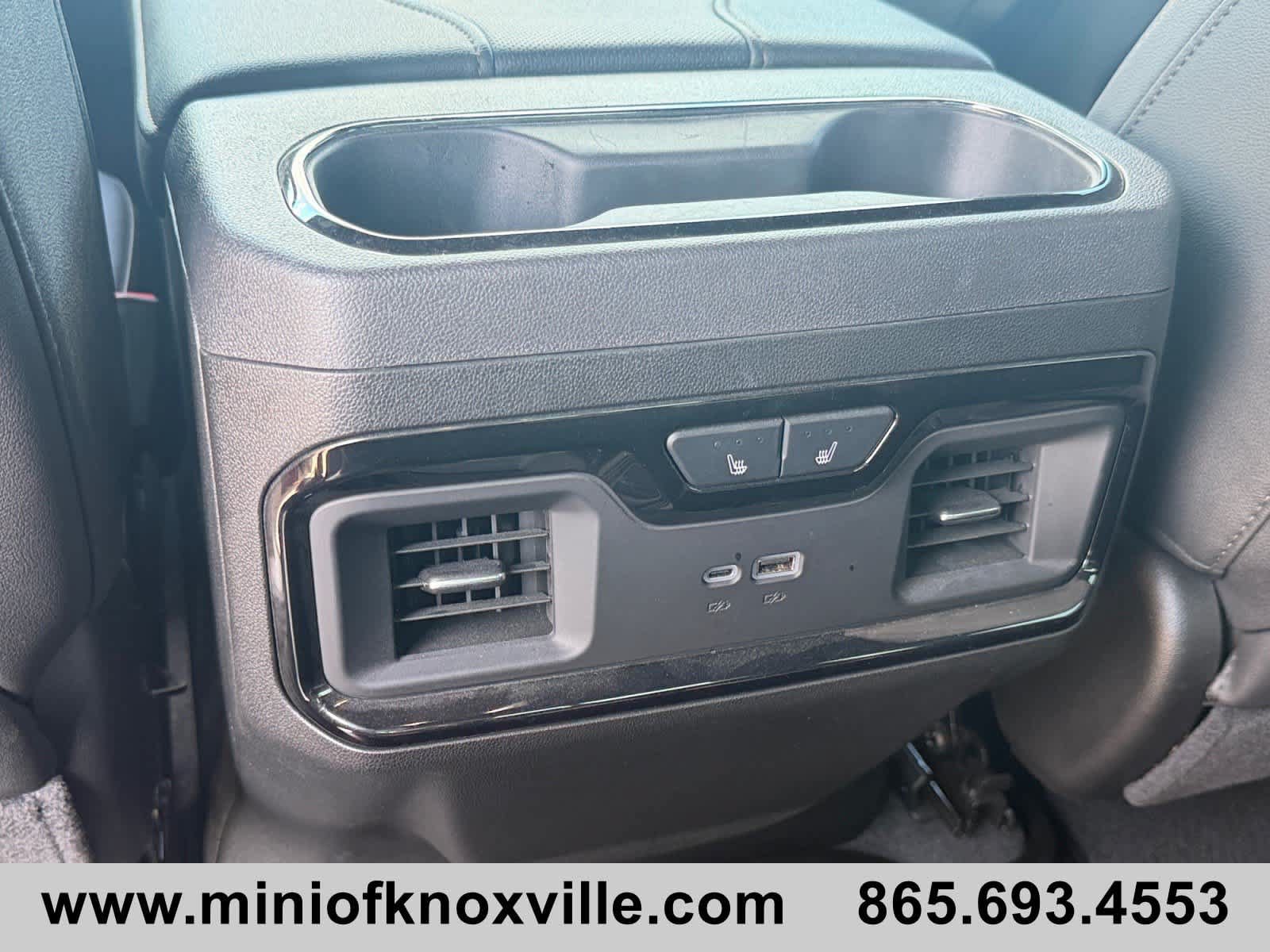 Used 2025 GMC Sierra 1500 AT4 w/ AT4 Premium Package AWD/4WD image 19