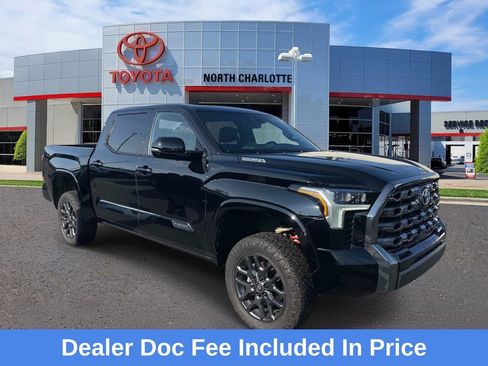 Used 2026 Toyota Tundra Platinum AWD/4WD image 1