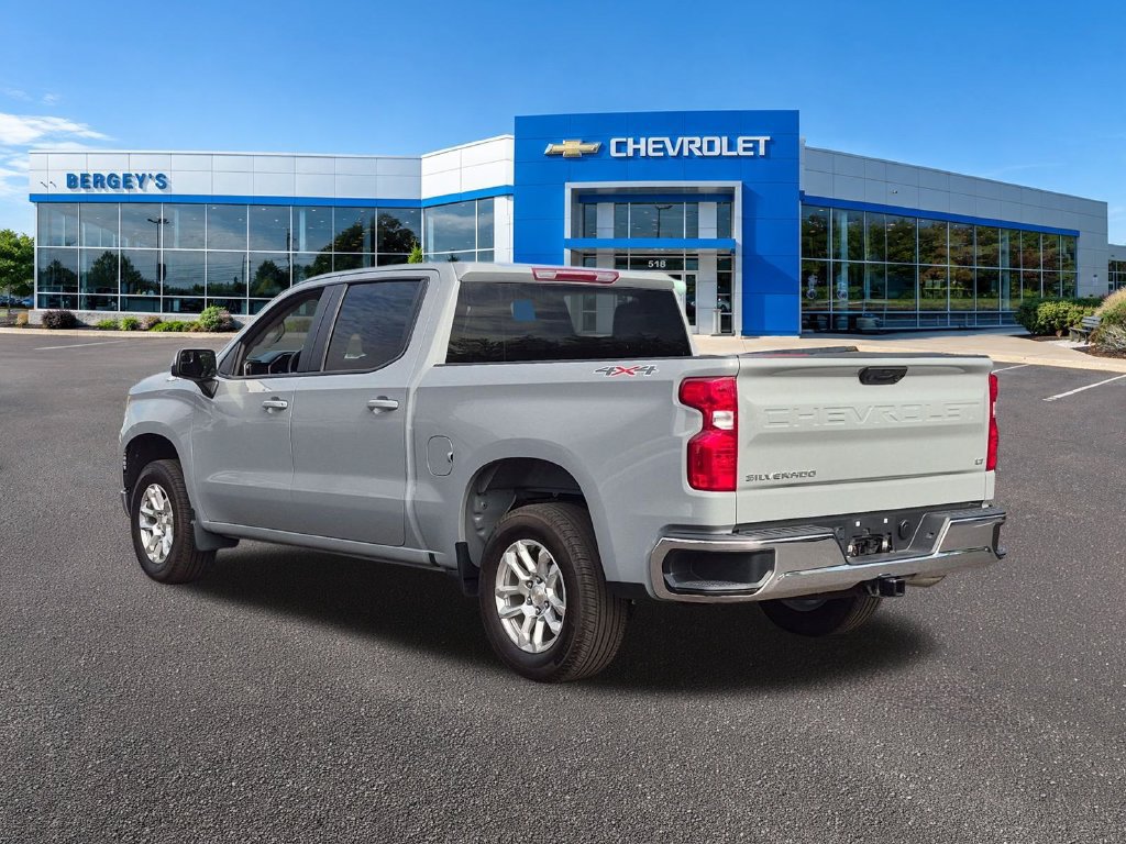 Certified 2024 Chevrolet Silverado 1500 LT AWD/4WD image 9
