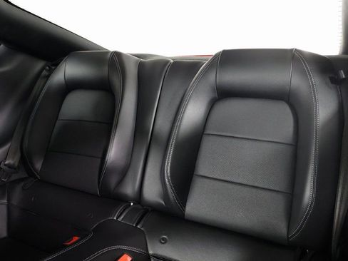 Used 2019 Ford Mustang Premium w/ Ecoboost Performance Package image 11