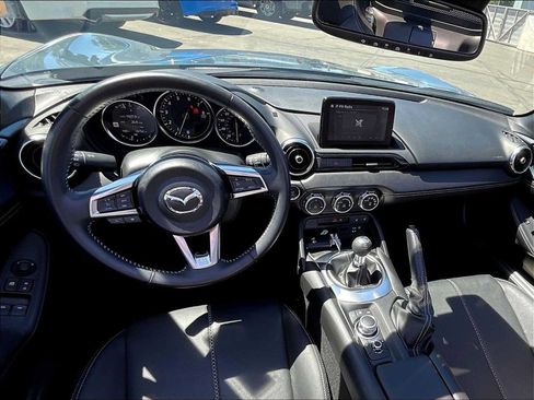 Used 2021 MAZDA MX-5 Miata Grand Touring RWD image 16