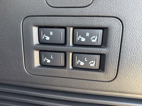 New 2026 Nissan Armada SL w/ Captain's Chari Seat Package image 35