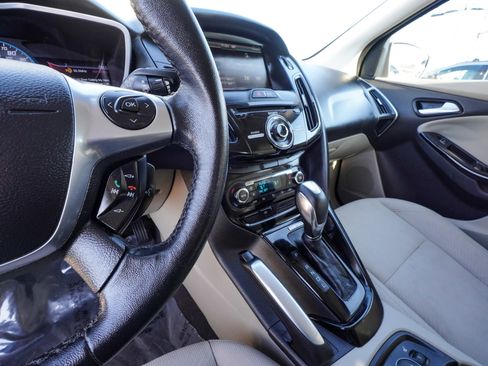 Used 2013 Ford Focus Electric Hatchback image 17