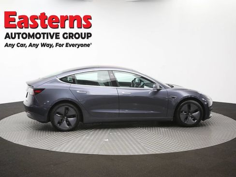 Used 2019 Tesla Model 3 Standard Range RWD image 39