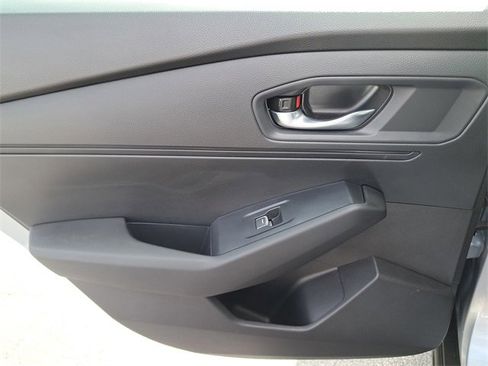 Certified 2025 Honda Accord LX image 13