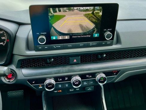 Certified 2024 Honda CR-V EX image 25