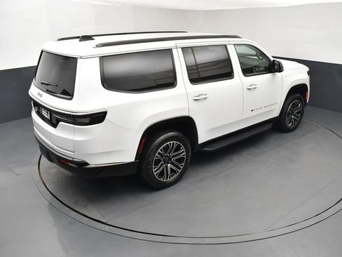New 2026 Jeep Grand Wagoneer 4WD w/ 8-Passenger Seating Package image 18