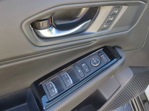 Used 2023 Honda Accord Touring image 12