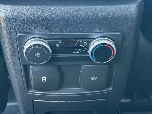 Certified 2022 Ford Explorer XLT w/ Equipment Group 202A image 25
